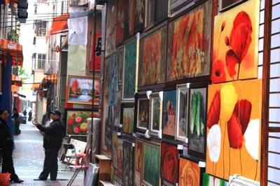 全球最大油画村 画匠成群，画作数量创世界之最